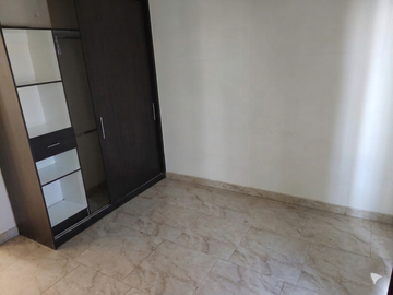 Casa en Venta zona Sur (EL DORADO) con terreno excedente con doble acceso controlado.