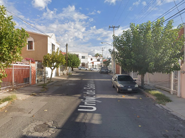 Casa en Venta en Univ. de Salamanca 8934, Lomas Universidad, Juventud Nte, 31123 Chihuahua, Chih.