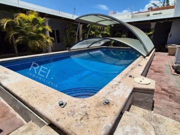 CASA EN VENTA BUGAMBILIAS PRIMERA SECCION ZAPOPAN