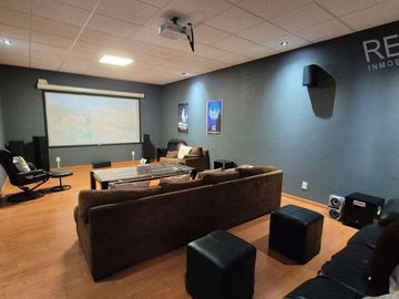 CASA EN VENTA BUGAMBILIAS PRIMERA SECCION ZAPOPAN