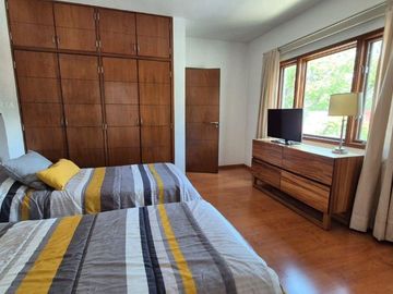 CASA EN VENTA BUGAMBILIAS PRIMERA SECCION ZAPOPAN