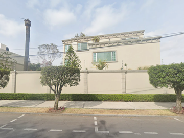 CASA EN VENTA EN CALLE MONTE HIMALAYA, LOMAS DE CHAPULTEPEC, CDMX