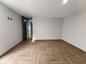 CASA EN VENTA EN CALLE MONTE HIMALAYA, LOMAS DE CHAPULTEPEC, CDMX
