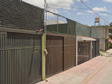Casa en Venta en Santa María, San Mateo Atenco, Estado de Méx. CLL