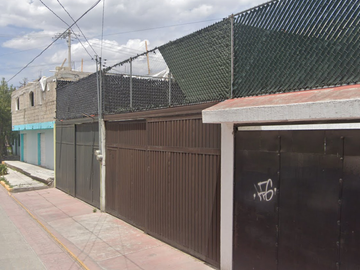 Casa en Venta en Santa María, San Mateo Atenco, Estado de Méx. CLL