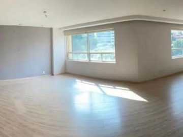 VENDO DEPTO. DE 450m², EN COL. BOSQUES DE LAS LOMAS, CERCA DE AVENIDAS PRINCIPALES. 