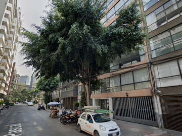 VENDO DEPTO. DE 148m², EN COL. POLANCO, CERCA DE AVENIDAS PRINCIPALES. 