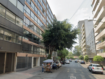 VENDO DEPTO. DE 148m², EN COL. POLANCO, CERCA DE AVENIDAS PRINCIPALES. 
