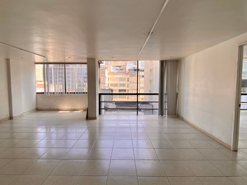 VENDO DEPTO. DE 148m², EN COL. POLANCO, CERCA DE AVENIDAS PRINCIPALES. 