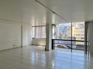 VENDO DEPTO. DE 148m², EN COL. POLANCO, CERCA DE AVENIDAS PRINCIPALES. 