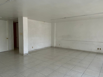 VENDO DEPTO. DE 148m², EN COL. POLANCO, CERCA DE AVENIDAS PRINCIPALES. 