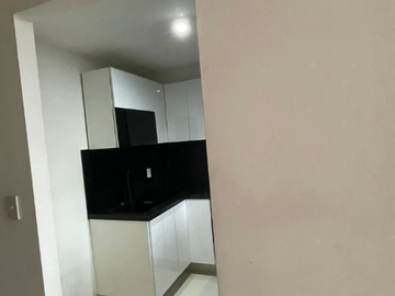 VENDO DEPTO. DE 254m², EN COL. LOMAS DE REFORMA, CERCA DE AVENIDAS PRINCIPALES. 