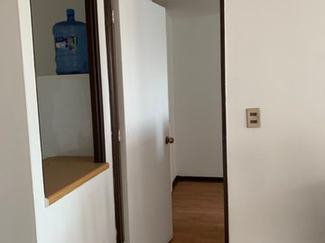 Liquido departamento muy centrico piso 8