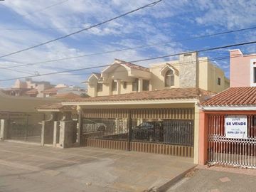 DE LA MOJARRA NO.1127, SABALO COUNTRY, MAZATLAN, SINALOA. Bonita casa (LOCAL COMERCIAL, OFICINA) en venta, EXCELENTE OPORTUNIDAD de formar un patrimon
