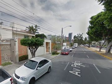 Se vende Casa en Av,Faro, Bosques De La Victoria. Guadalajara Jalisco