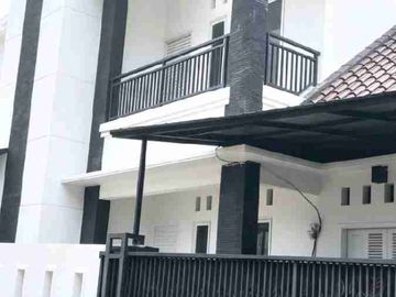 Disewakan Rumah di Duren sawit Jakarta Timur