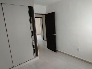 Casa Grande Casi nueva, en renta Bosques del Dorado II, control de acceso y guardias de seguridad, León, Gto.