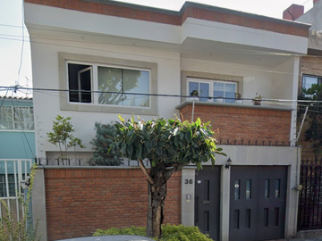 Hermosa casa en venta ubicada en Letran del Valle