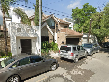 Casa en venta San Pedro Garza Garcia SEBASTIAN BENALCAZAR #120