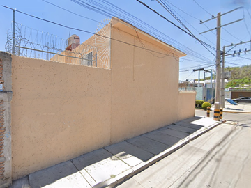 PASEO DEL BOSQUE N° 173, BOSQUES DE LA ALAMEDA, CELAYA, GUANAJUATO. Bonita casa en venta, EXCELENTE OPORTUNIDAD de formar un patrimonio.