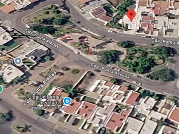 CERRADA PUNTA ARENAS N° 191, MANZANARES, JURIQUILLA, QUERETARO. Bonita casa en venta, EXCELENTE OPORTUNIDAD de formar un patrimonio.