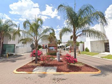 CERRADA PUNTA ARENAS N° 191, MANZANARES, JURIQUILLA, QUERETARO. Bonita casa en venta, EXCELENTE OPORTUNIDAD de formar un patrimonio.