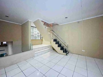 Rumah murah siap pakai baru renov di Jingganegara KBP Bandung