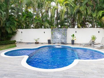 Residencia de lujo con alberca privada en comunidad cerrada, Villamagna, Cancún
