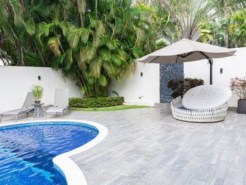 Residencia de lujo con alberca privada en comunidad cerrada, Villamagna, Cancún