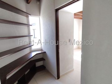 VENTA CASA CLUB DE GOLF TEQUISQUIAPAN,4 RECAMARAS, 4 BAÑOS.