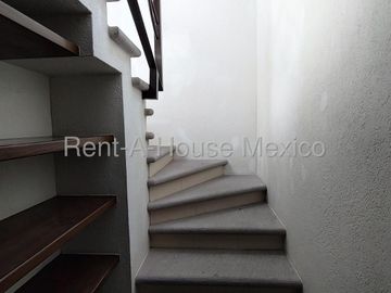 VENTA CASA CLUB DE GOLF TEQUISQUIAPAN,4 RECAMARAS, 4 BAÑOS.