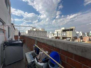 VENTA CASA MILENIO, 4 RECAMARAS, 5 BAÑOS.