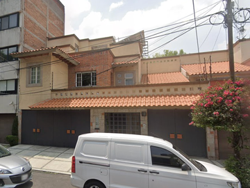 UNICA OPORTUNIDAD CASA EN DEL CARMEN COYOACAN EN REMATE