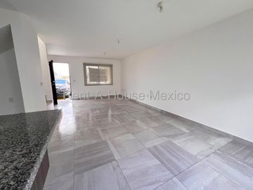 VENTA CASA ZAKIA, 3 RECAMARAS, 3 BAÑOS.