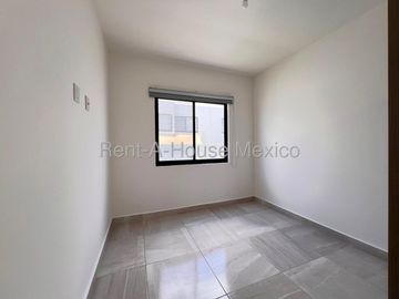 VENTA CASA ZAKIA, 3 RECAMARAS, 3 BAÑOS.