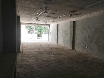 Terreno con Bodegas y Oficinas en Renta | 2,500 m² | Colonia Doctores, Cancún