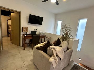 Casa en venta Artika Cancún, comunidad cerrada con alberca, Av. Prol. La Luna, Cancún