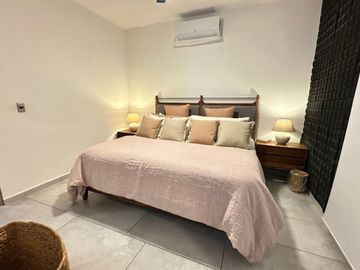 Casa en venta Artika Cancún, comunidad cerrada con alberca, Av. Prol. La Luna, Cancún