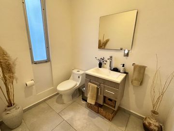 Casa en venta Artika Cancún, comunidad cerrada con alberca, Av. Prol. La Luna, Cancún