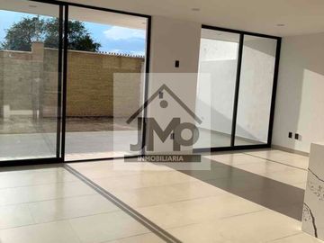 VENTA DE CASA NUEVA