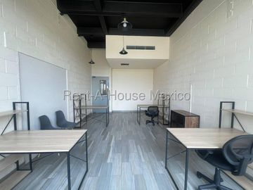 RENTA OFICINA AMUEBLADA ATRAS DE ANTEA.