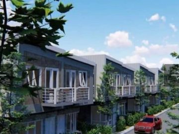 9.5M- FOR SALE 2 STOREY TOWNHOUSE w/ 3 BEDROOMS w/ AMENITIES, LOCATED IN MAHARLIKA TAGAYTAY CITY