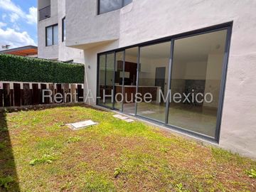 Renta Departamento 1er Nivel Zibata 2 Recamaras 3 Baños Jardin y Amenidades