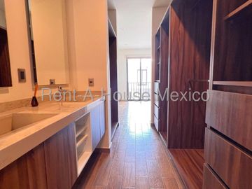 Renta Departamento 1er Nivel Zibata 2 Recamaras 3 Baños Jardin y Amenidades