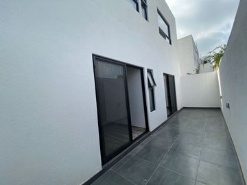 Departamento en RENTA Valle Tinto - Querétaro - Planta Baja, 2 recamaras con baño.