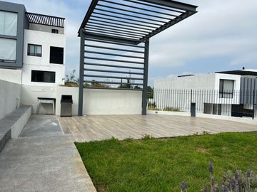 Departamento en RENTA Valle Tinto - Querétaro - Planta Baja, 2 recamaras con baño.