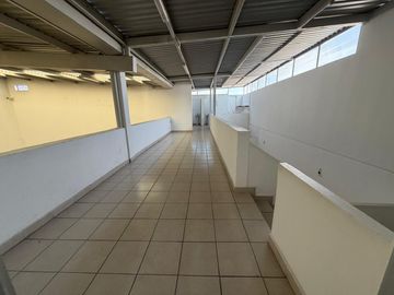 RENTO BODEGA DE 525M2 EN LEON MODERNO SOBRE AV. CALZ TEPEYAC