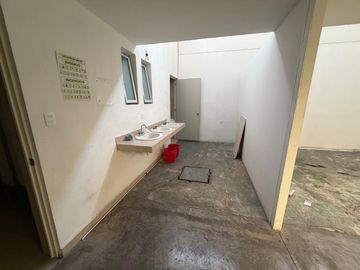 RENTO BODEGA DE 525M2 EN LEON MODERNO SOBRE AV. CALZ TEPEYAC