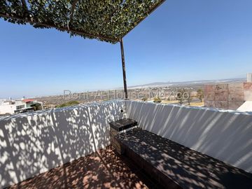 RENTA CASA EL MIRADOR, 3 RECAMARAS,4 BAÑOS.