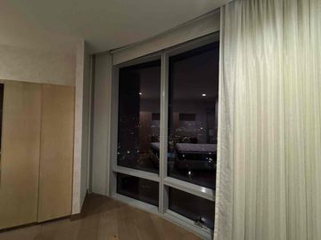 DEPARTAMENTO AMUEBLADO EN RENTA EN ZONA LOS SAUCES (CERCA DE LA UDEM)